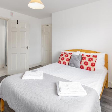 Host Liverpool - Rooms In A Spacious Coliving And Coworking Home With Garden, And Parking Close To Centre 외부 사진