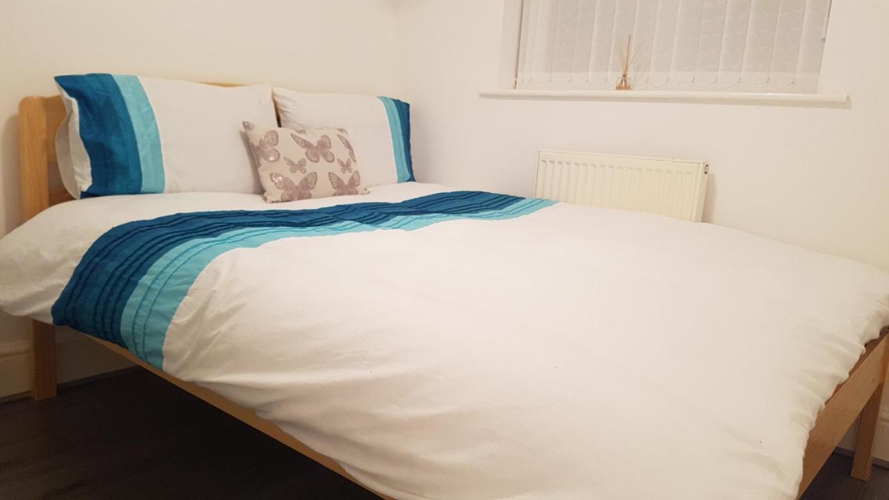Host Liverpool - Rooms In A Spacious Coliving And Coworking Home With Garden, And Parking Close To Centre 외부 사진