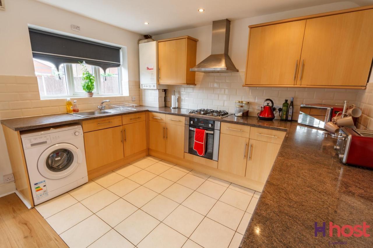 Host Liverpool - Rooms In A Spacious Coliving And Coworking Home With Garden, And Parking Close To Centre 외부 사진