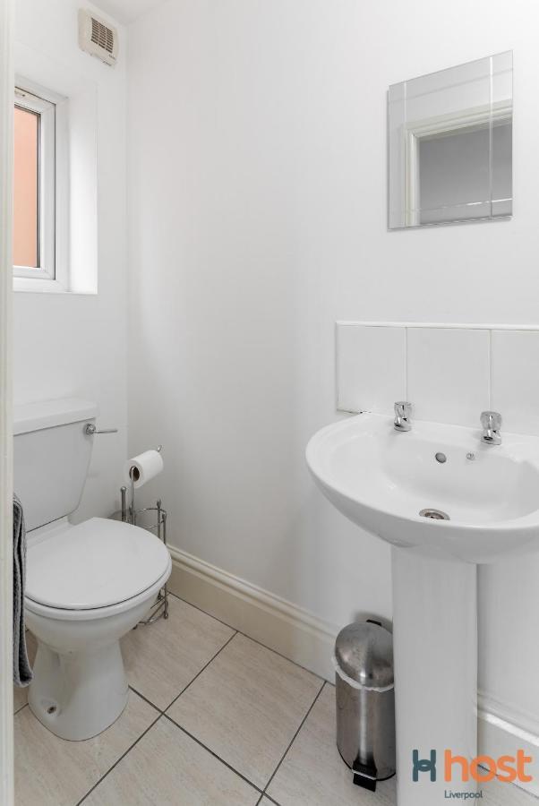 Host Liverpool - Rooms In A Spacious Coliving And Coworking Home With Garden, And Parking Close To Centre 외부 사진